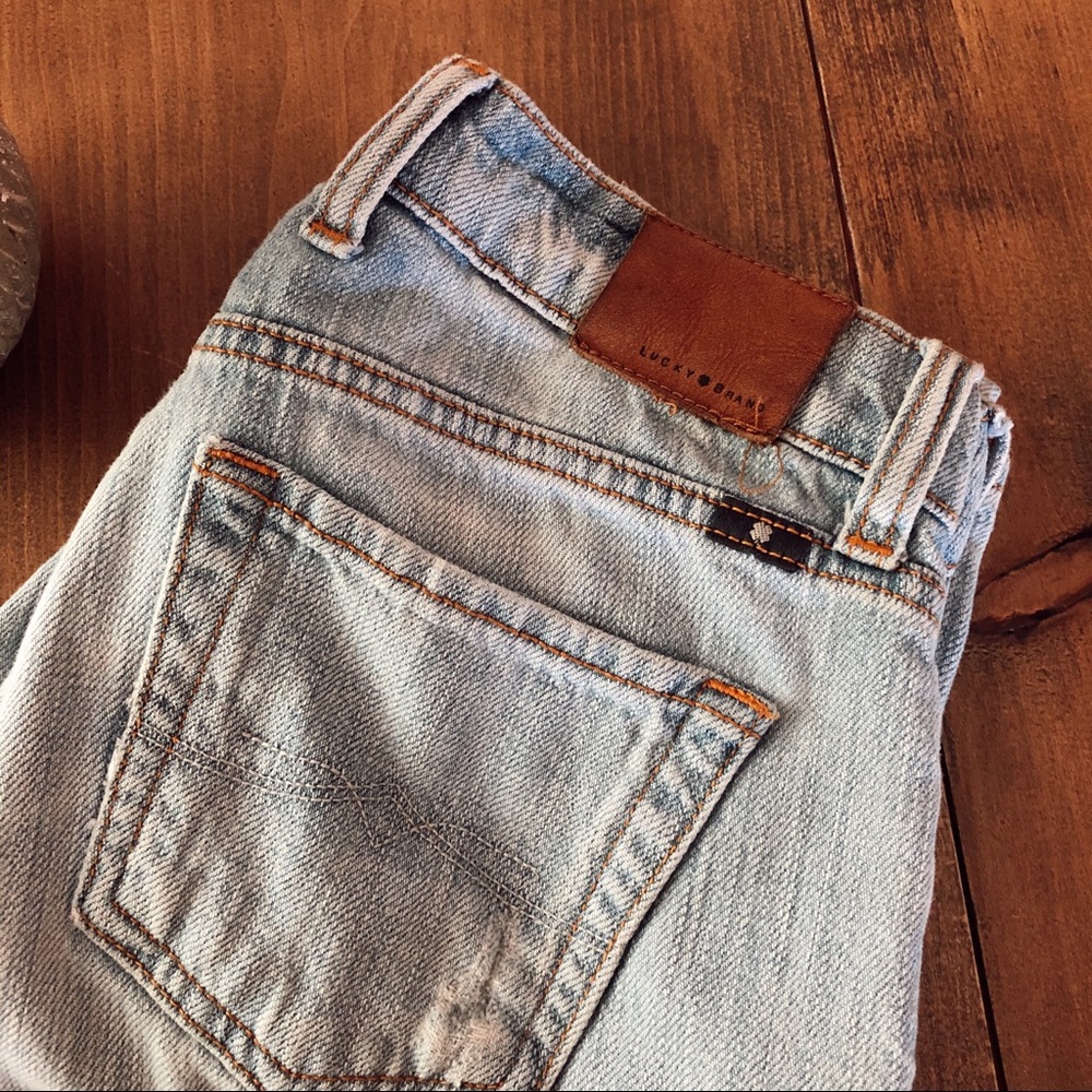 Lucky Brand Light Blue Boyfriend Jeans - Picture 2 of 5